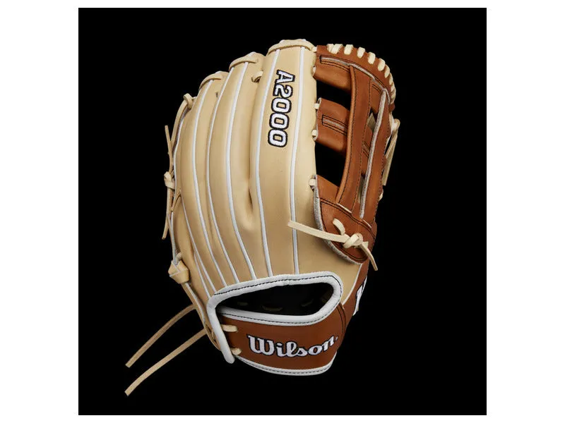 2024 Wilson A2000 Winter FP1712 12" Softball Glove