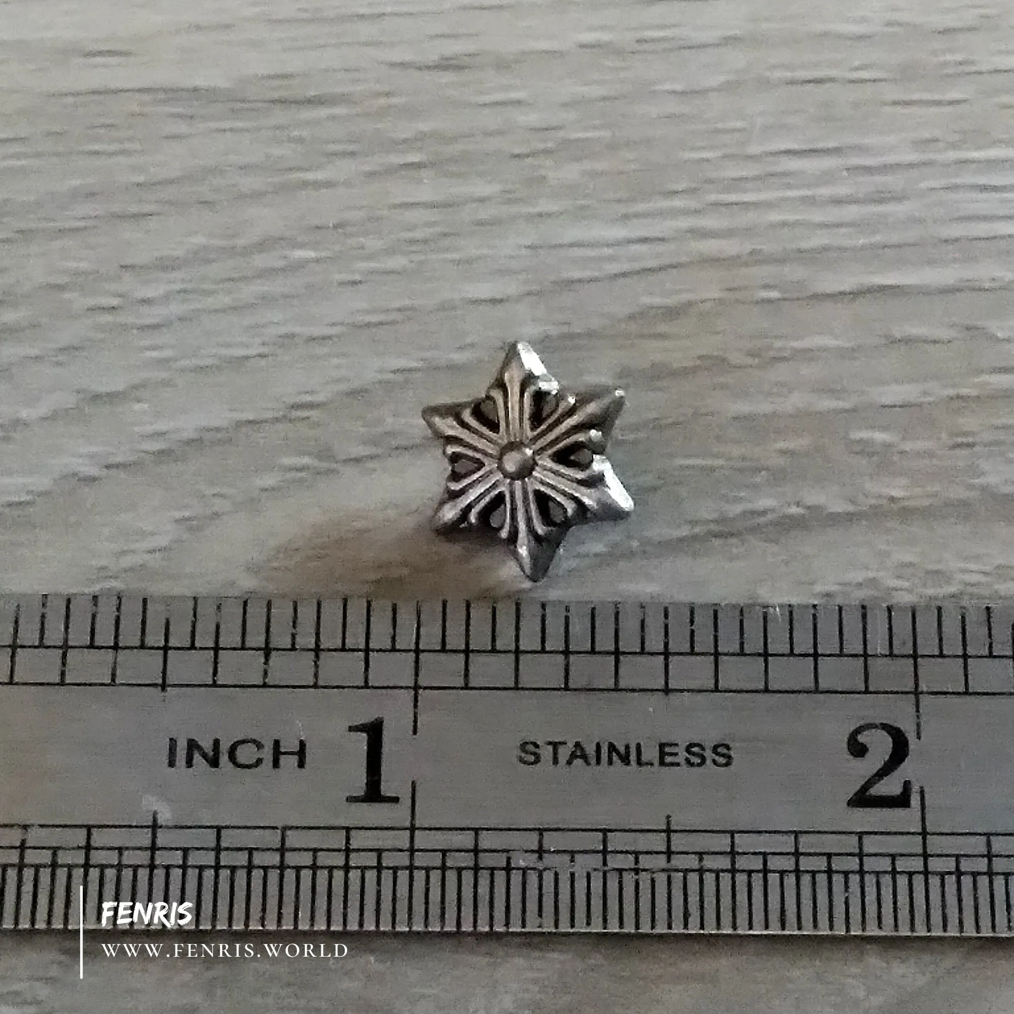 Rivets Studs Silver Snowflake