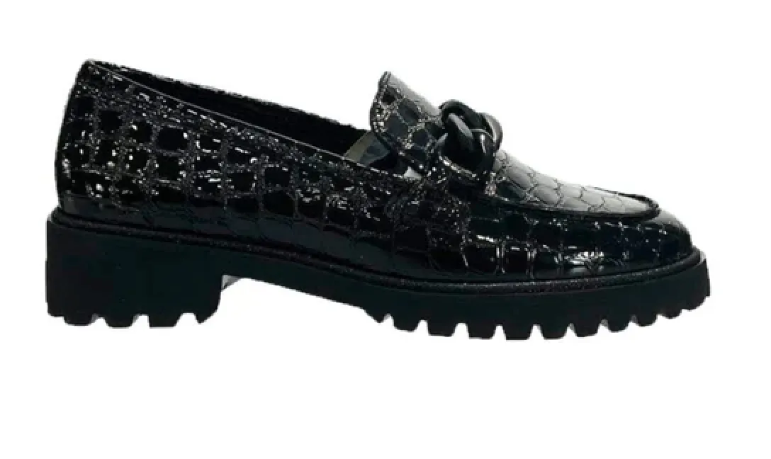 WOMEN'S ARA KIANA CHUNKY SOLE CHAIN LOAFER | BLACK CROCO PATENT